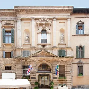 https://accademia-verona.hotelinveneto.com